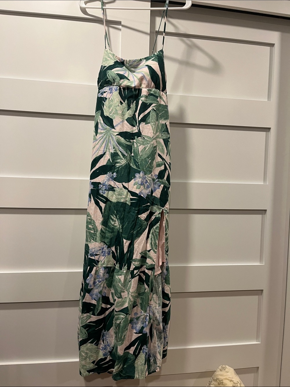 Hollister Green and White Tropical Print Maxi Dress